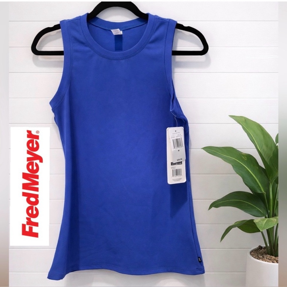 👚🩵🌺 Blue Tank Top | Size M | Sleeveless Activewear NWT - Picture 2 of 5